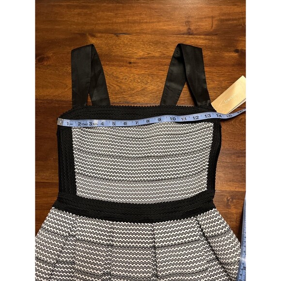 Women’s Alya Black and White Fit & Flare Mini Dress Size Small New with Tags - Picture 9 of 13
